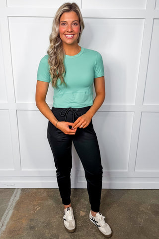 Hot Pink Deal - On The Go Crop Tee in Emerald
