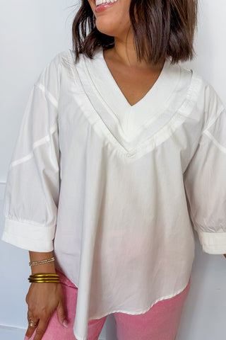 Elevated Everyday Off White V Neck Top
