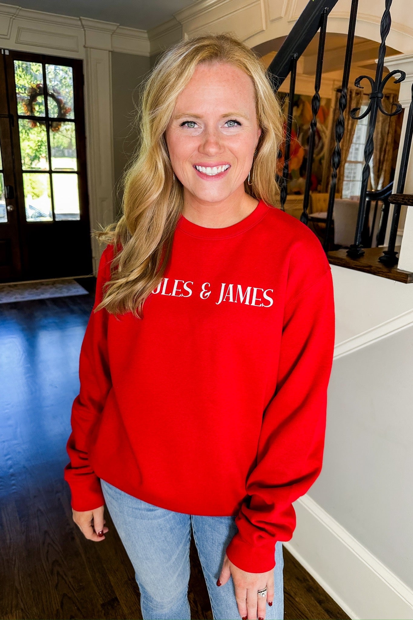 J&J Classic Font Sweatshirt in Red