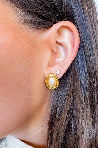 Gold Pearl Bean Stud