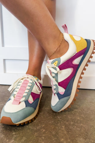 Colorwave Retro Sneakers