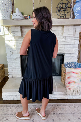 The Coral Sands Swing Dress in Black