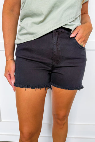 Everyday Frayed Hem Denim Shorts in Black