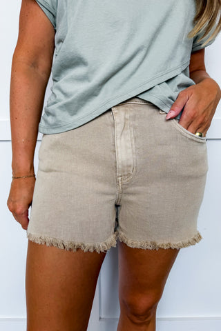 Everyday Frayed Hem Denim Shorts in Ash Mocha