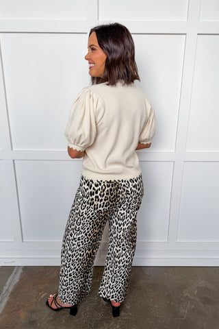 The Scalloped Sweetheart Button Front Top in Cream