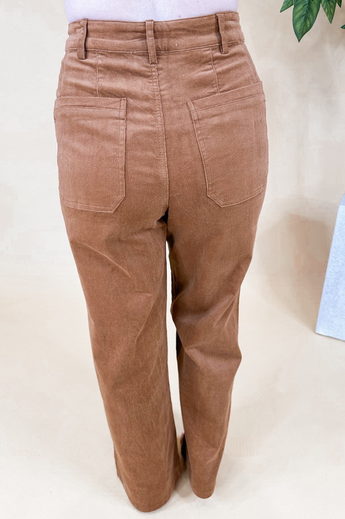 Cropped Patch Pocket Corduroy Wide Leg Pants in Cider