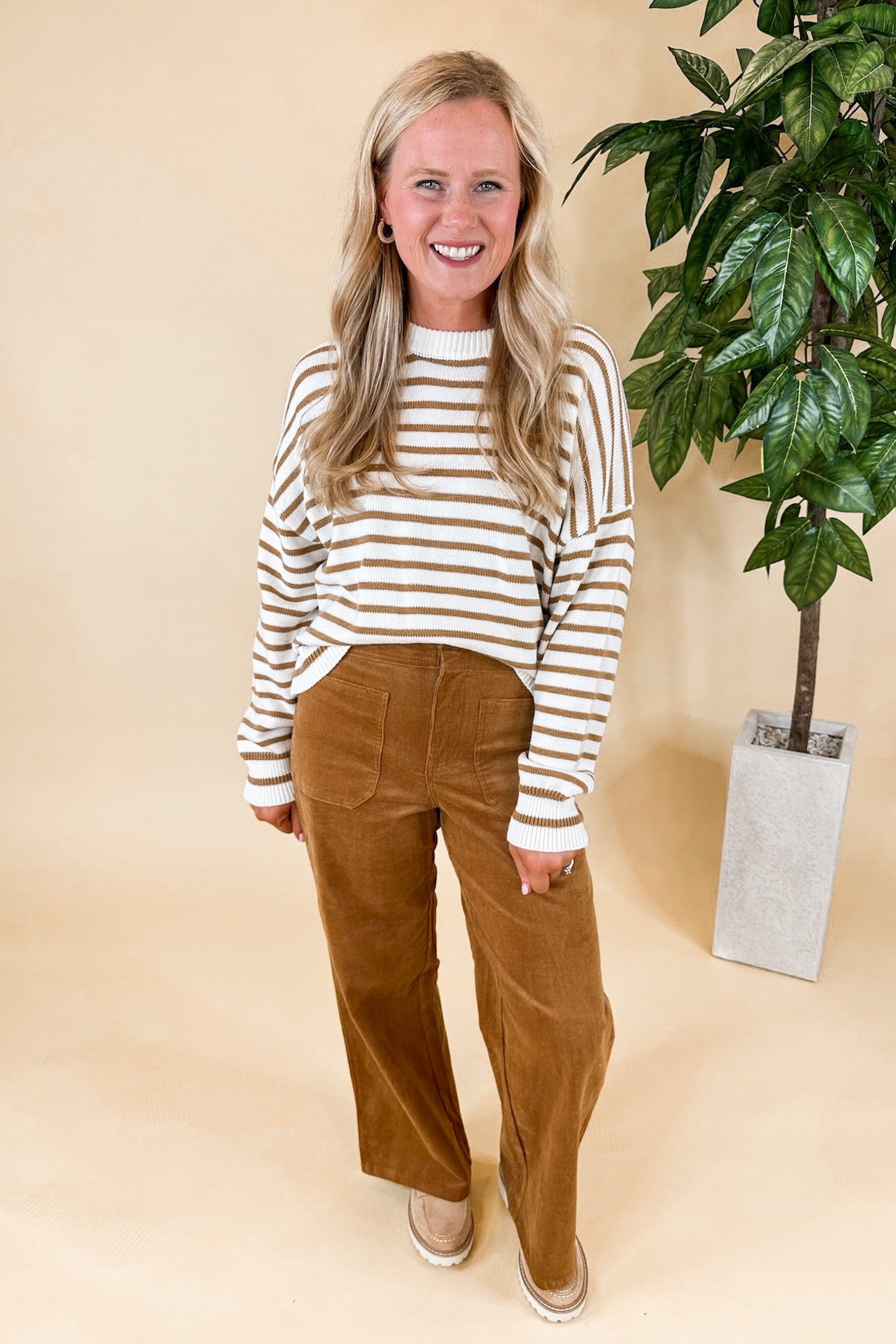 Cropped Patch Pocket Corduroy Wide Leg Pants in Cider