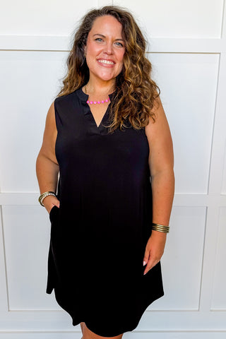 Dear Scarlett Lizzy Pocketed Dress in Black