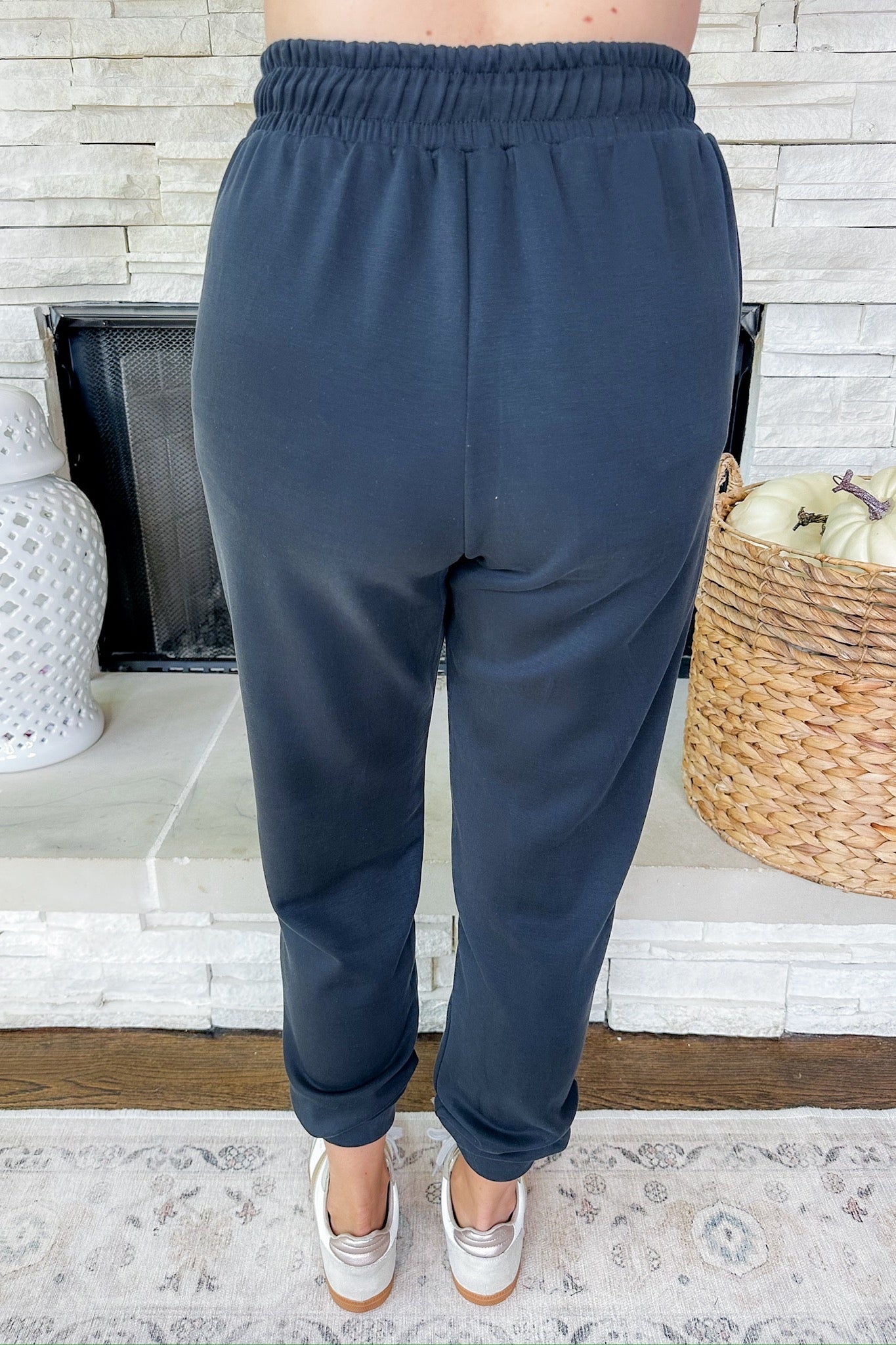 Buttery Soft Drawstring Waist Pocketed Black Joggers