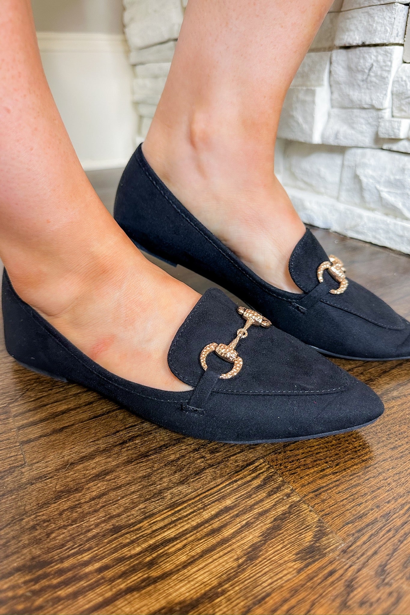 The Gracious Metal Chain Pointed Ballet Flat in Black