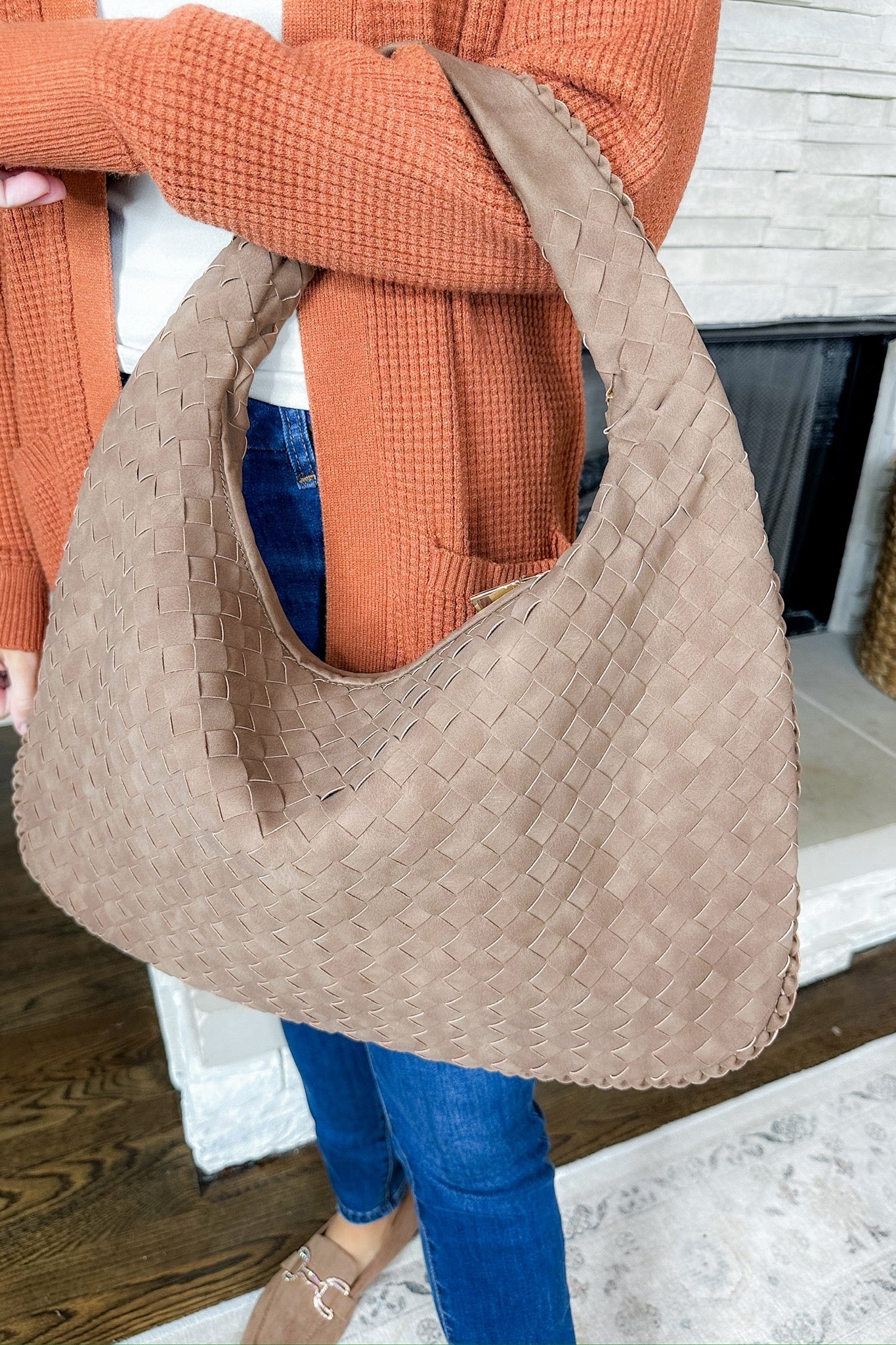 The Victoria Woven Vegan Leather Hobo Bag in Nutmeg