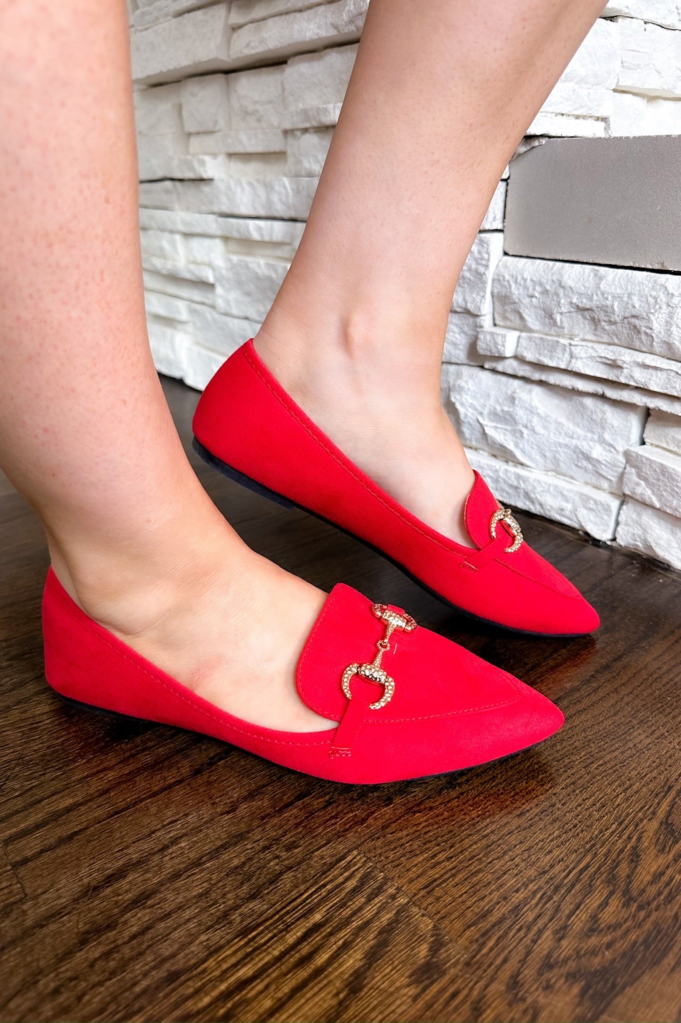 The Gracious Metal Chain Pointed Ballet Flat in Red