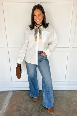 Closet Staple Classic White Button Down Top