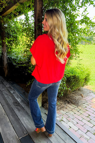 Easy Peasy Style Top in Red
