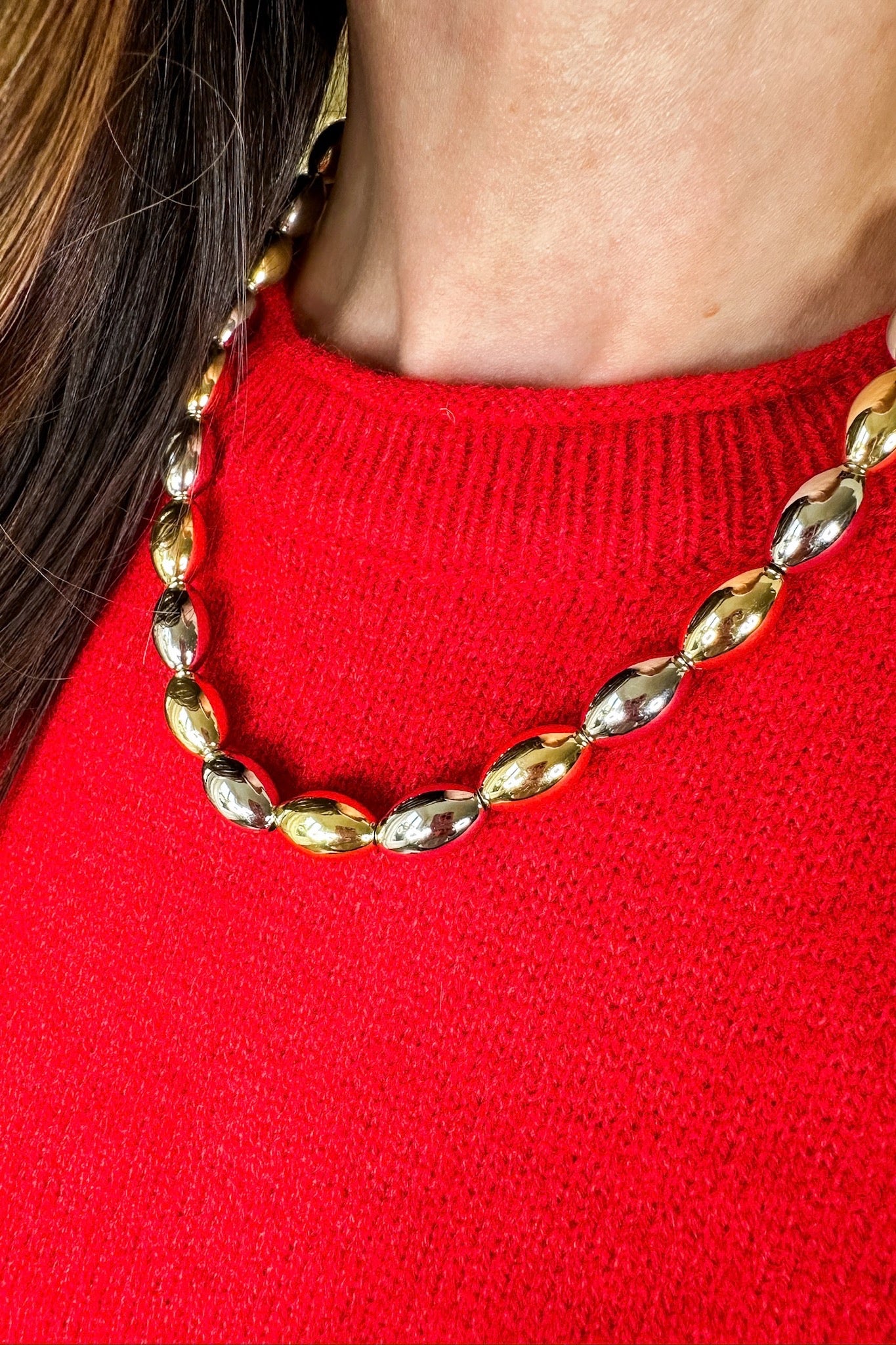 Elegant Gold & Silver Beaded Pepitas Necklace