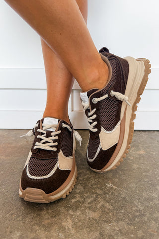 The Leona Everyday Sneaker in Espresso Brown