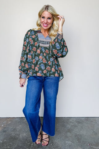 Meadow Mist Printed V Neck Detail