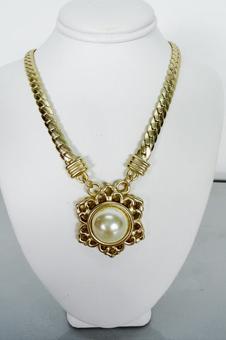 Pearl Petal Pendant Necklace