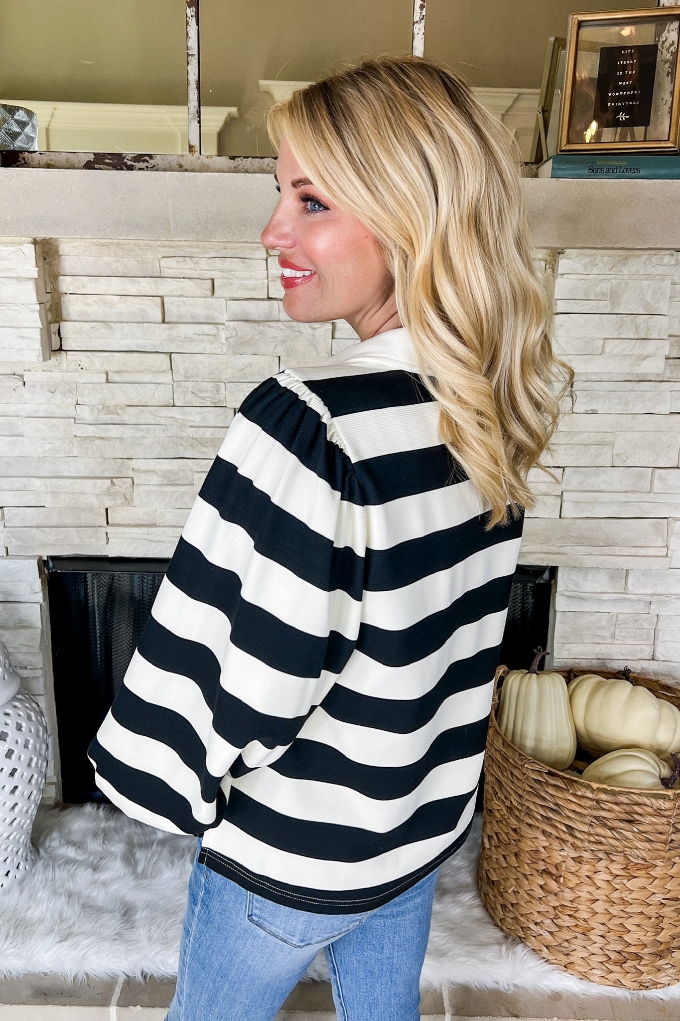 Collared Notch Neck Striped Puff Sleeve Top in Black