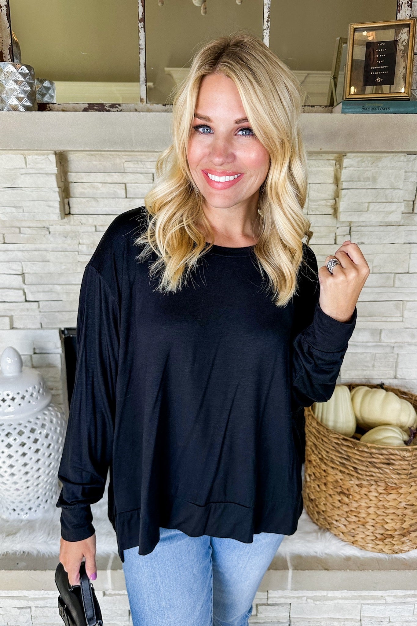 The Ava Scoop Neck Closet Basic Long Sleeve Top in Black