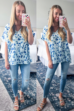 Load image into Gallery viewer, Leopard V Neck Cuffed Sleeve Shift Top in Blue Mix