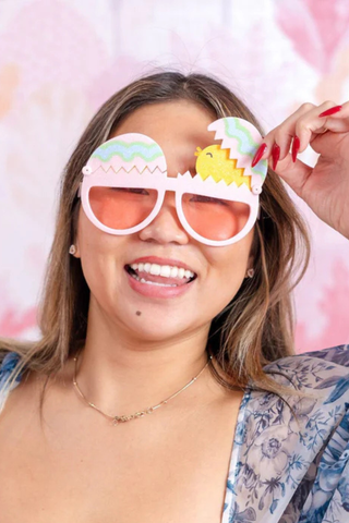 Peek-a-boo Chick Novelty Glasses