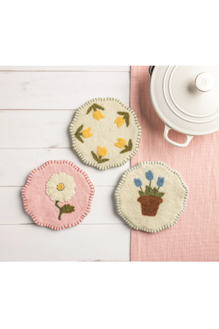 White Floral Blush Wool Trivet