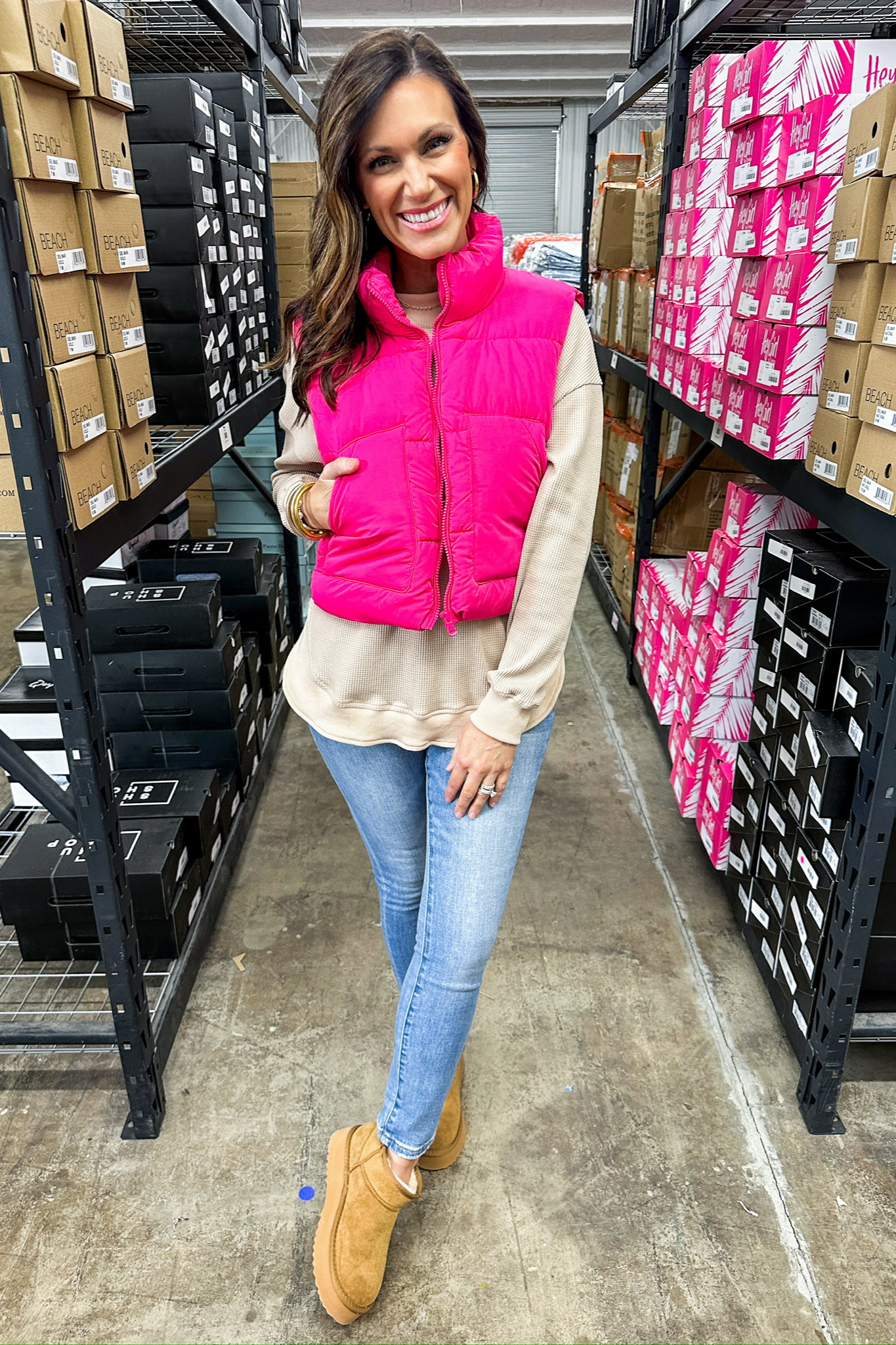 Cropped Zip Up Puffer Vest in Pink