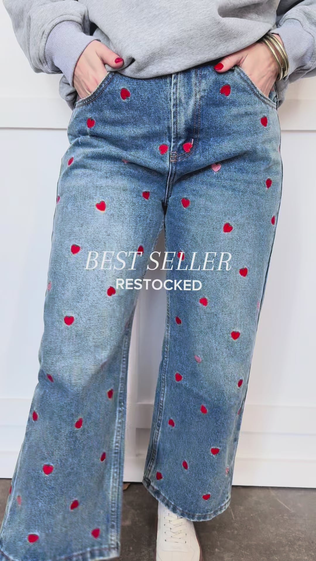 Sweetheart Embroidered Hearts Wide Leg Jeans – Jules & James Boutique