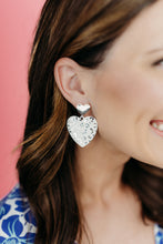 Load image into Gallery viewer, White Heart Metal Earring
