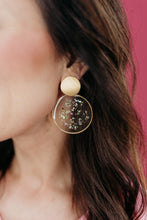 Load image into Gallery viewer, Gold Fleck Resin Disk Earring