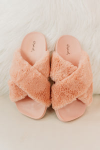 Get Cozy Slipper in Pink